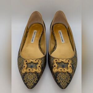 Manolo Blahnik Rare Brocade Blue Gold Remota Embroidered Flat Size 37 ( 7) Shoes